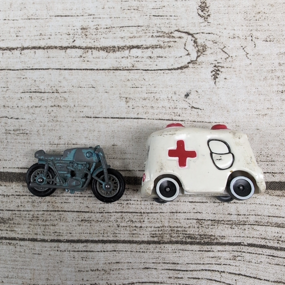 Lot Of 8 Vintage Toy Cars Vehicle Dinky Car Retro - Picture 3 of 16